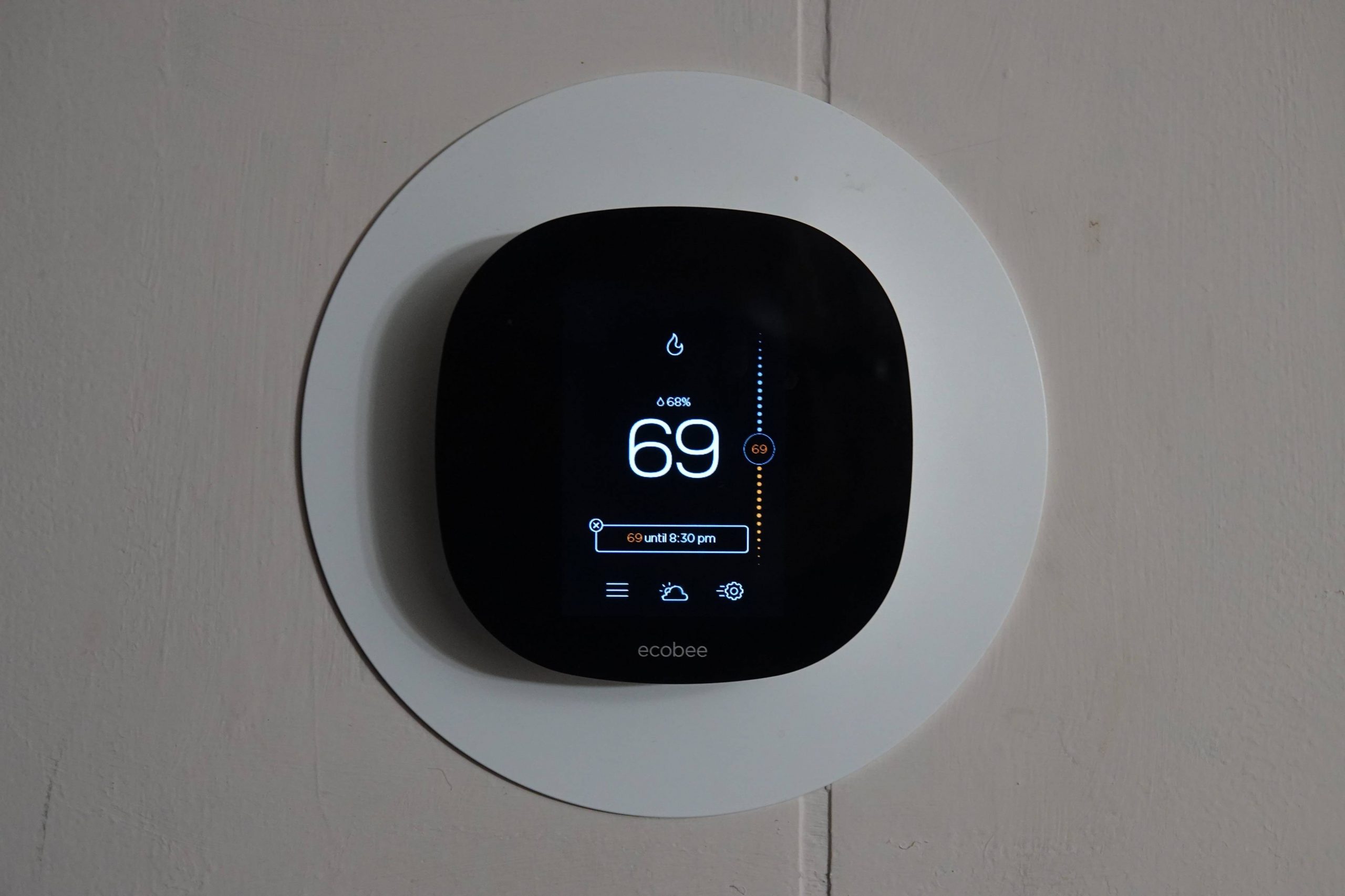 The Best Thermostat Temperature for Your Home in Summer and Winter